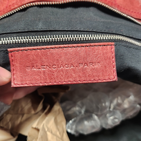 🔥XTRA LARGE BALENCIAGA CRINKLED LAMBSKIN TOTE #147178 2123 MADE IN ITALY 🔥 - Picture 10 of 16